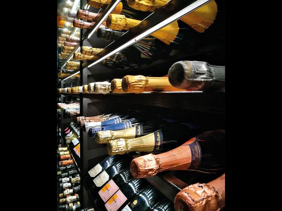 refrigerated-wine-cellars-cabinets-hassler_roma,refrigerated-wine-cellars-cibin