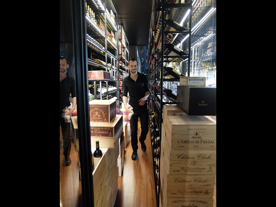 refrigerated-wine-cellars-cabinets-siman_bordeaux_04